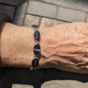 Navajo Link Bracelet with rounded black onyx